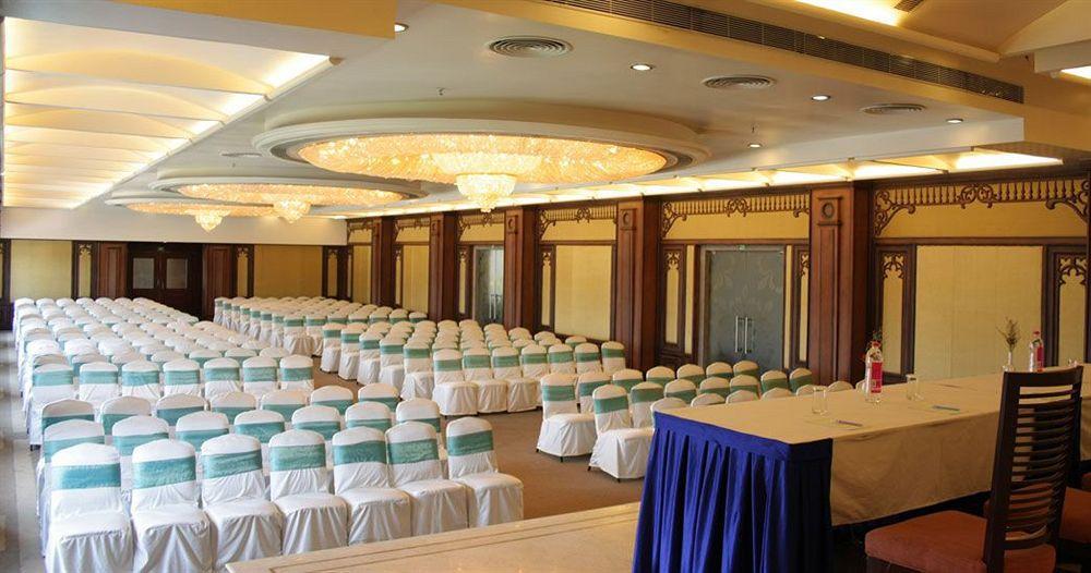 Hotel Atithi Puducherry Zewnętrze zdjęcie