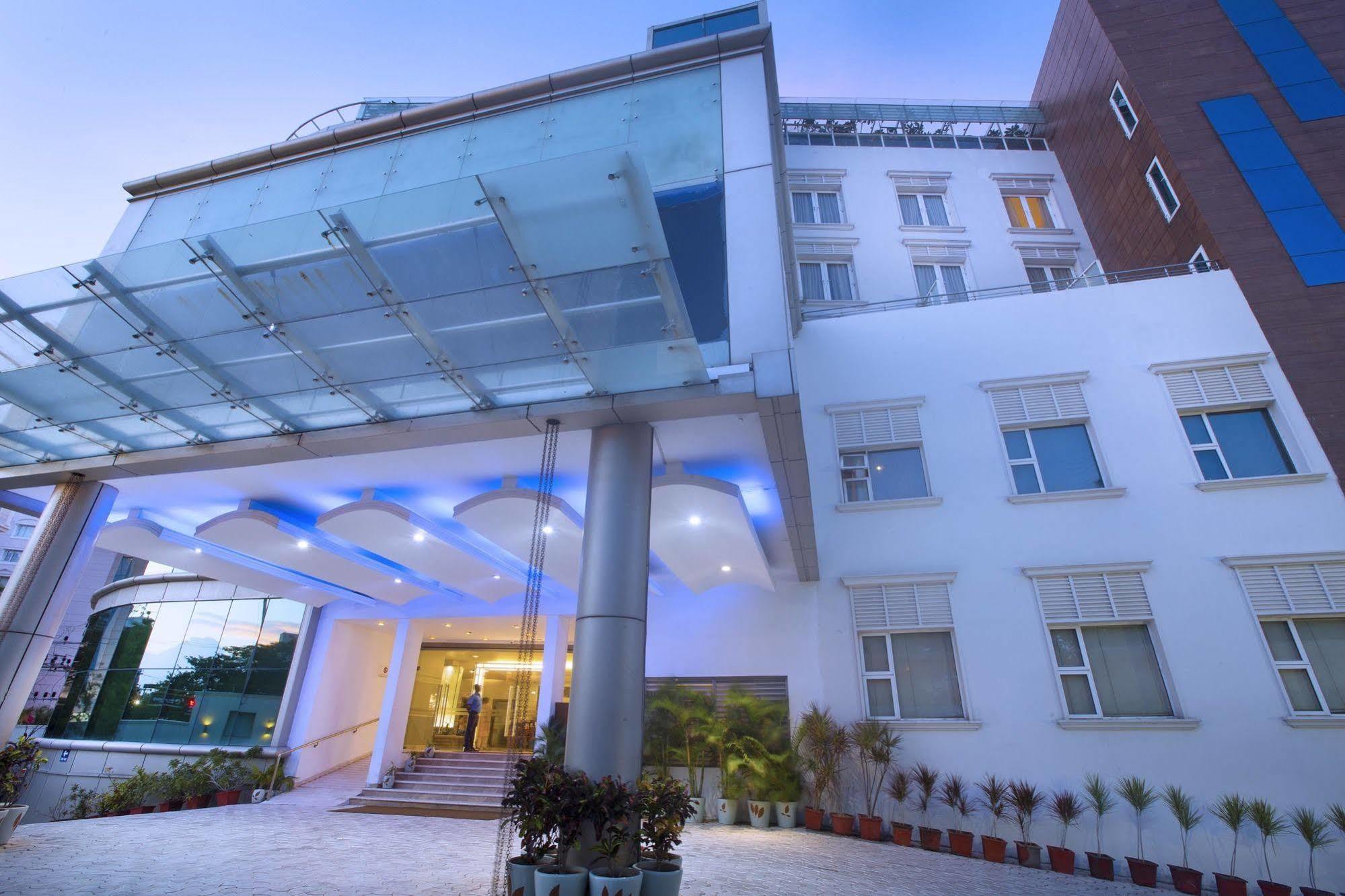 Hotel Atithi Puducherry Zewnętrze zdjęcie
