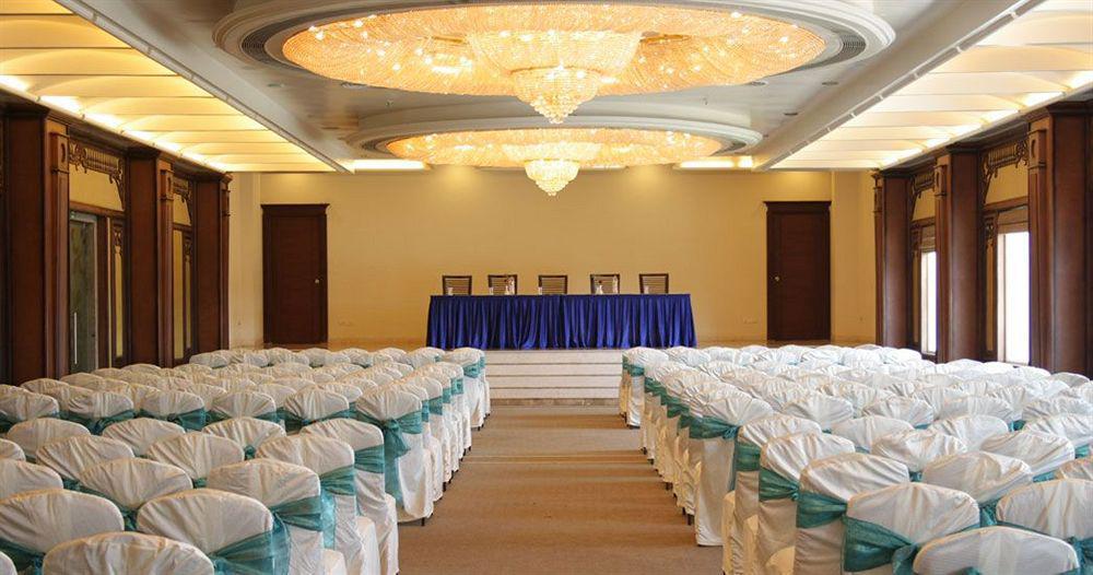 Hotel Atithi Puducherry Zewnętrze zdjęcie